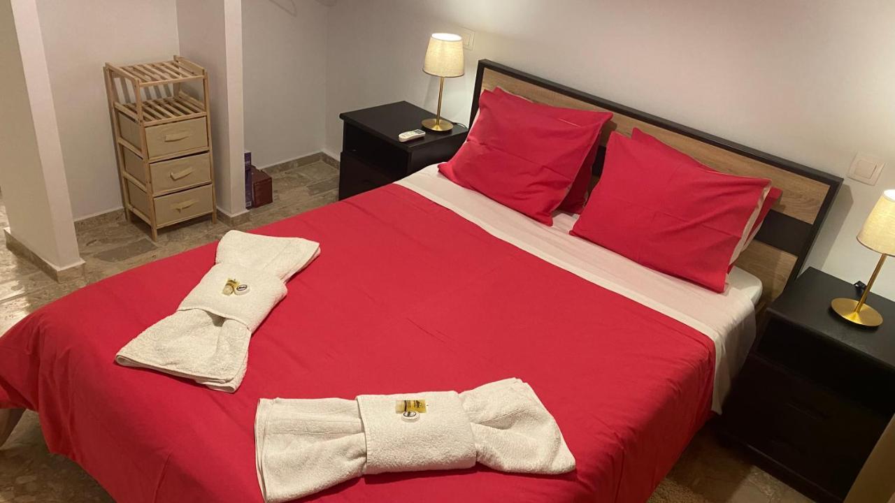 Patras Golden Suite Exteriör bild