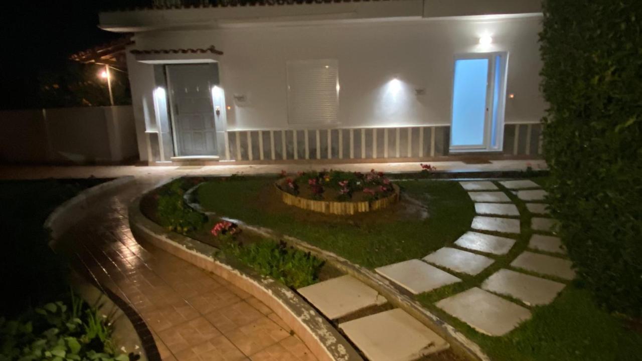 Patras Golden Suite Exteriör bild